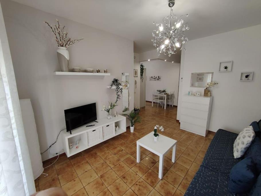 Appartamento Da Nella Giardini-Naxos Exterior foto